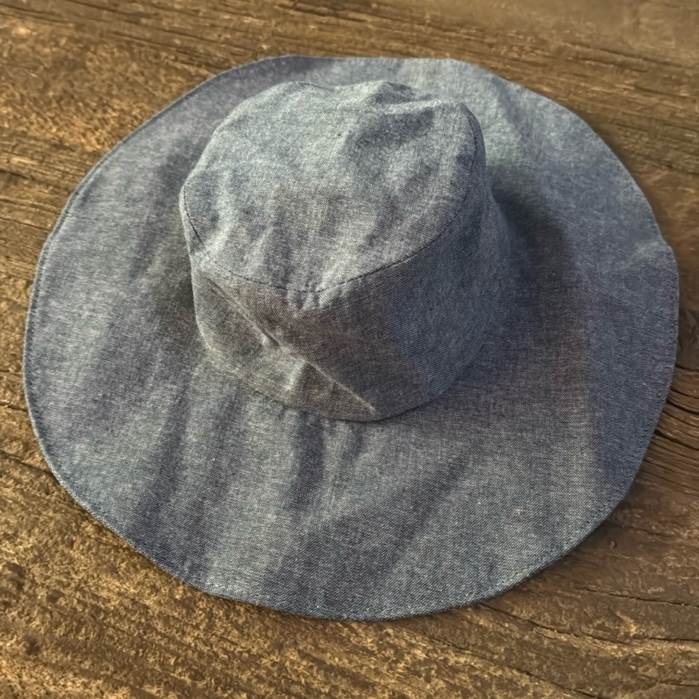 Oldβ Navy Baby Wide-Rimmed Sun Hat